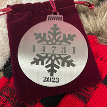 14731 Snowflake 2023 Stainless Round Bulb Ornament