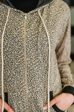 Call of the Wild Contrast Trim Zip Up