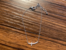 Curve Cross Bracelet