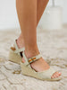 Arnold Natural Linen Wedges