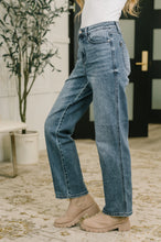 Carlie High Waist Straight Jean in Everyday Indigo