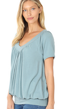 V-neck Short Sleeve Tee with Shirring