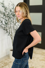 Top Shelf Basic V-Neck Ribbed Tee in Black