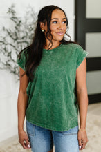 Top That Mineral Wash Tee in Dark Green